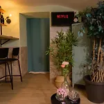 Via Tribunali-Duomo Casa Con Vasca Idromassaggio